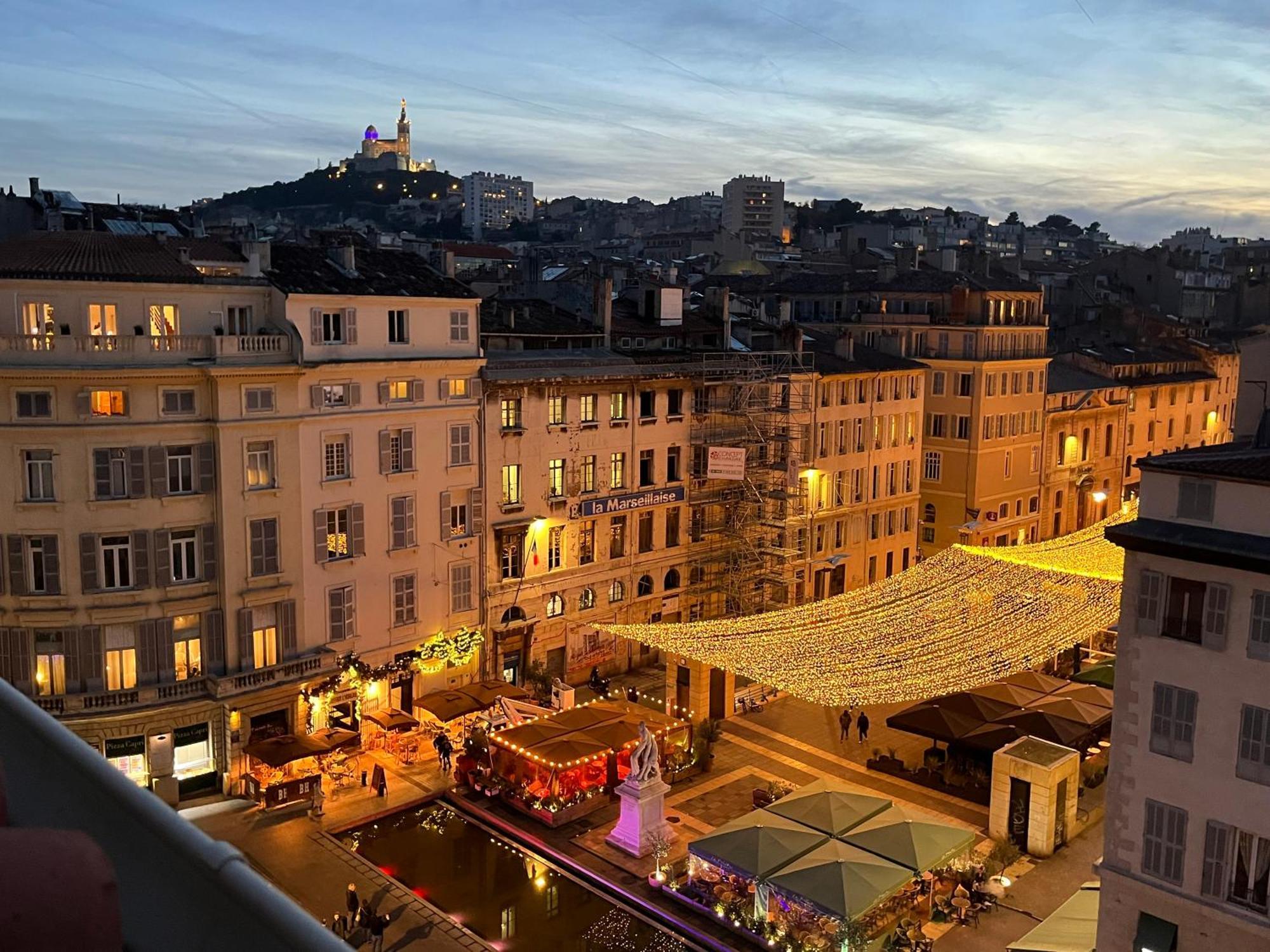 Loft Moderne Vue Vieux Port Terrasse Rooftop Apartment Marseille Exterior photo