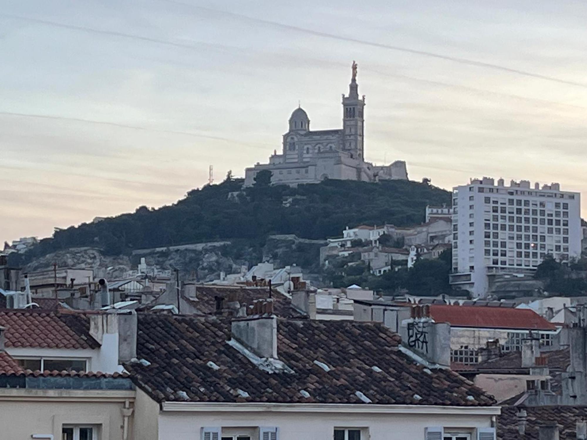 Loft Moderne Vue Vieux Port Terrasse Rooftop Apartment Marseille Exterior photo